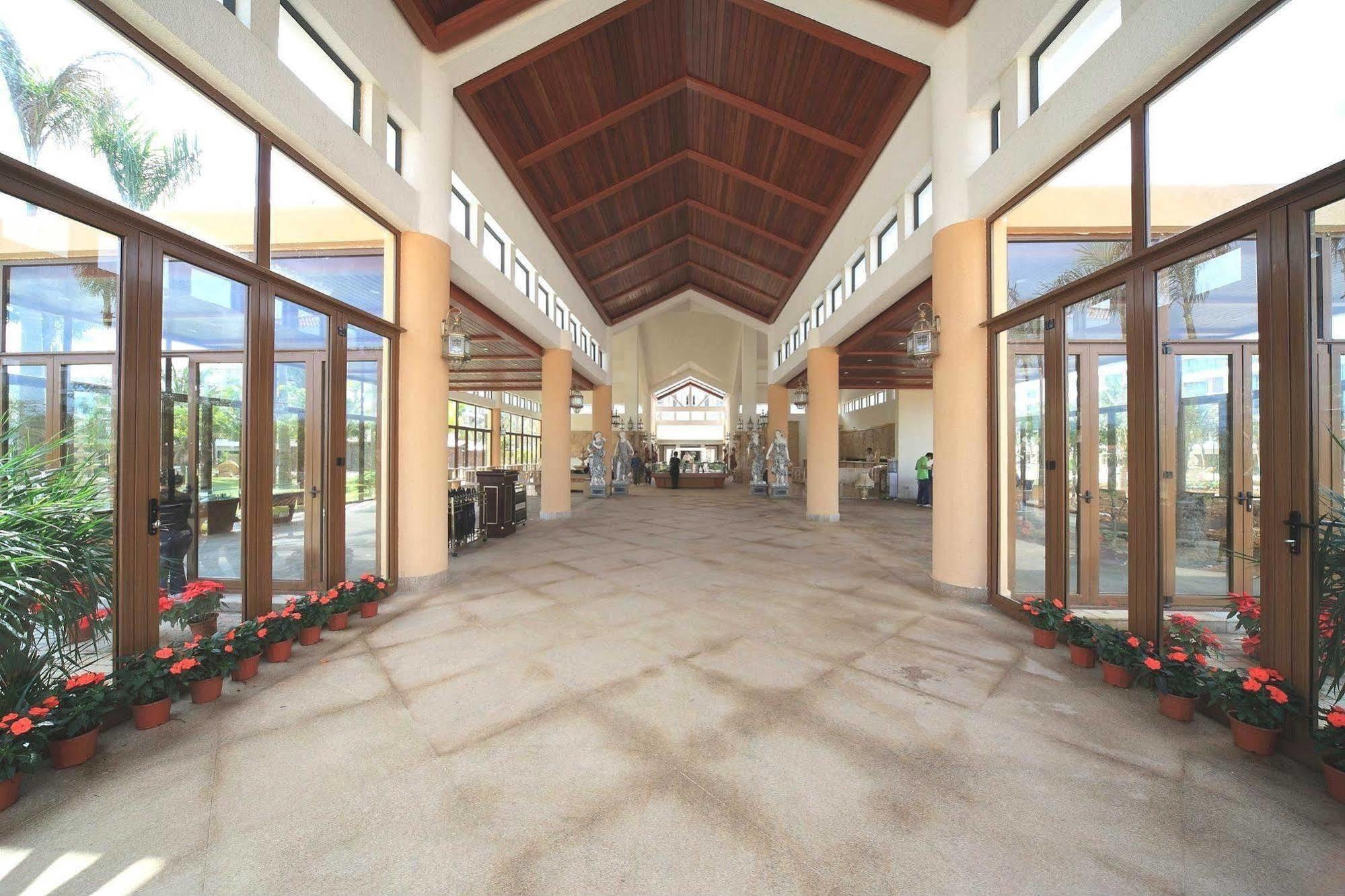 Xinglong Old Banyan Hotel - Wanning Vạn Ninh Ngoại thất bức ảnh